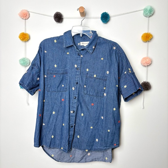 Madewell Embroidered Denim Courier Shirt in Confetti Floral - Picture 2 of 8